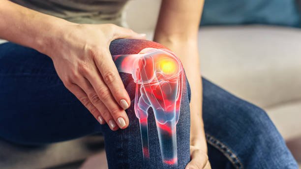 The Silent Culprits: Everyday Habits That Worsen Knee Pain